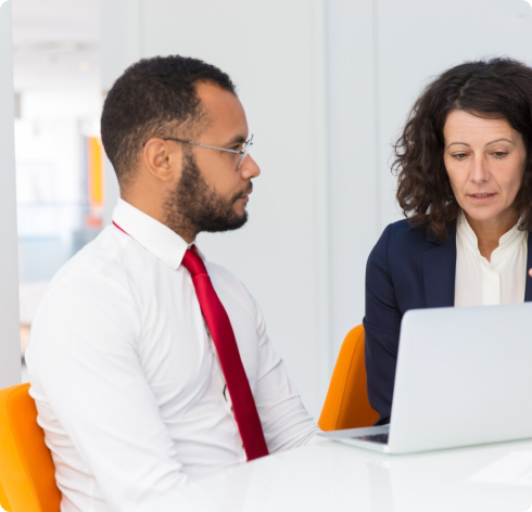 Customer with flooring expert